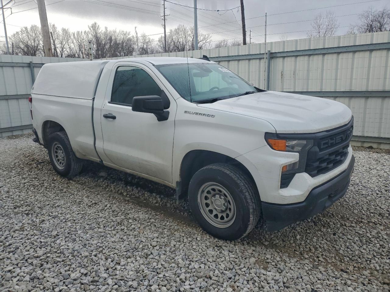 Chevrolet Silverado C1500 Image 12