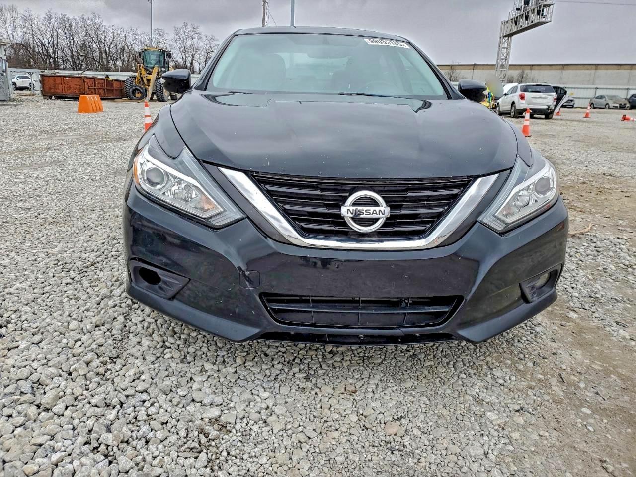 Nissan Altima 2.5 Image 5