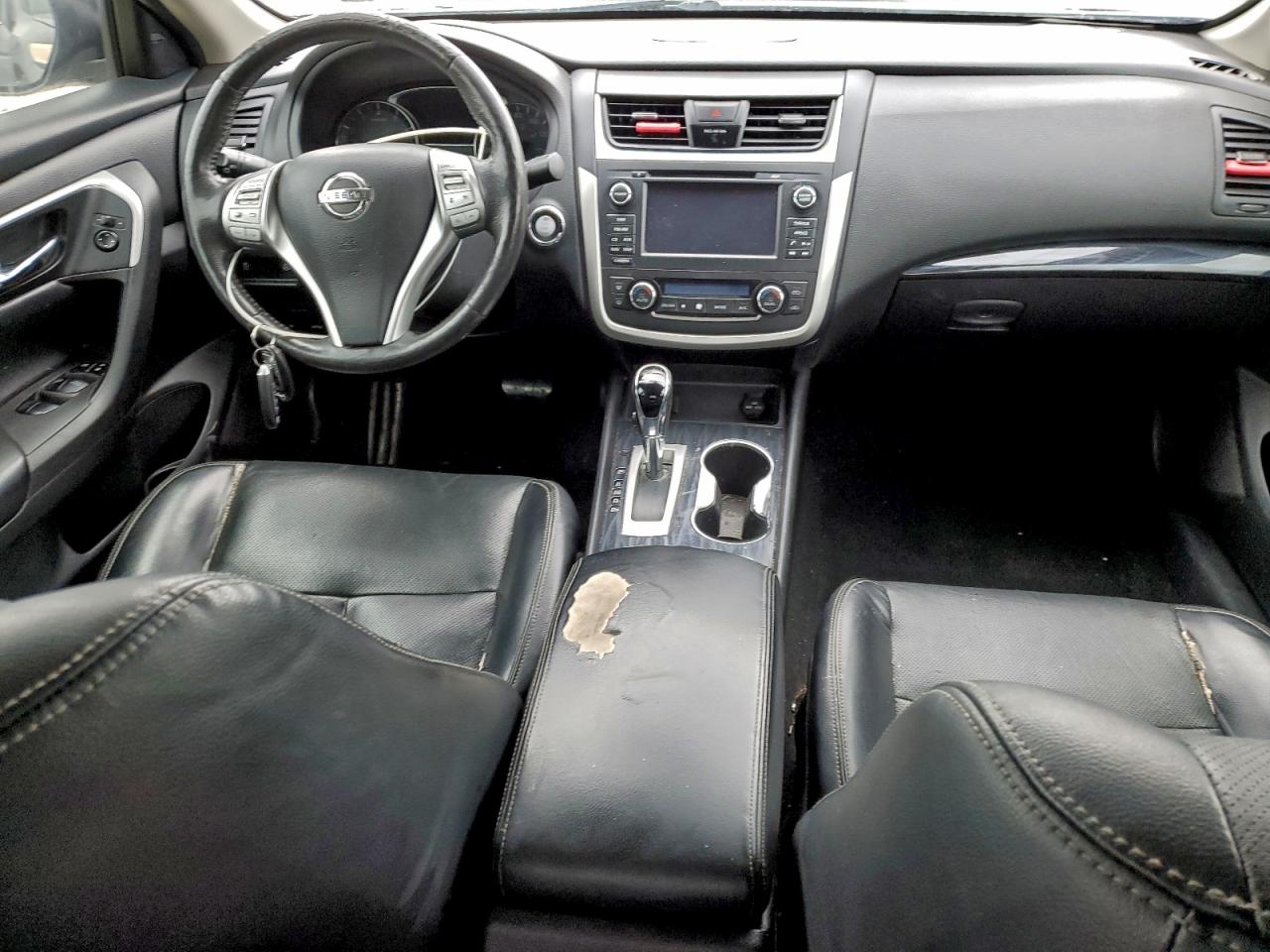 Nissan Altima 2.5 Image 7