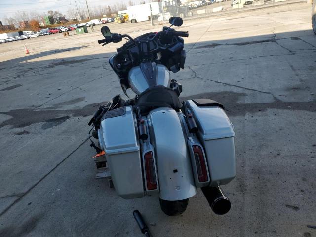 Harley-Davidson Fltrxstse Image 8