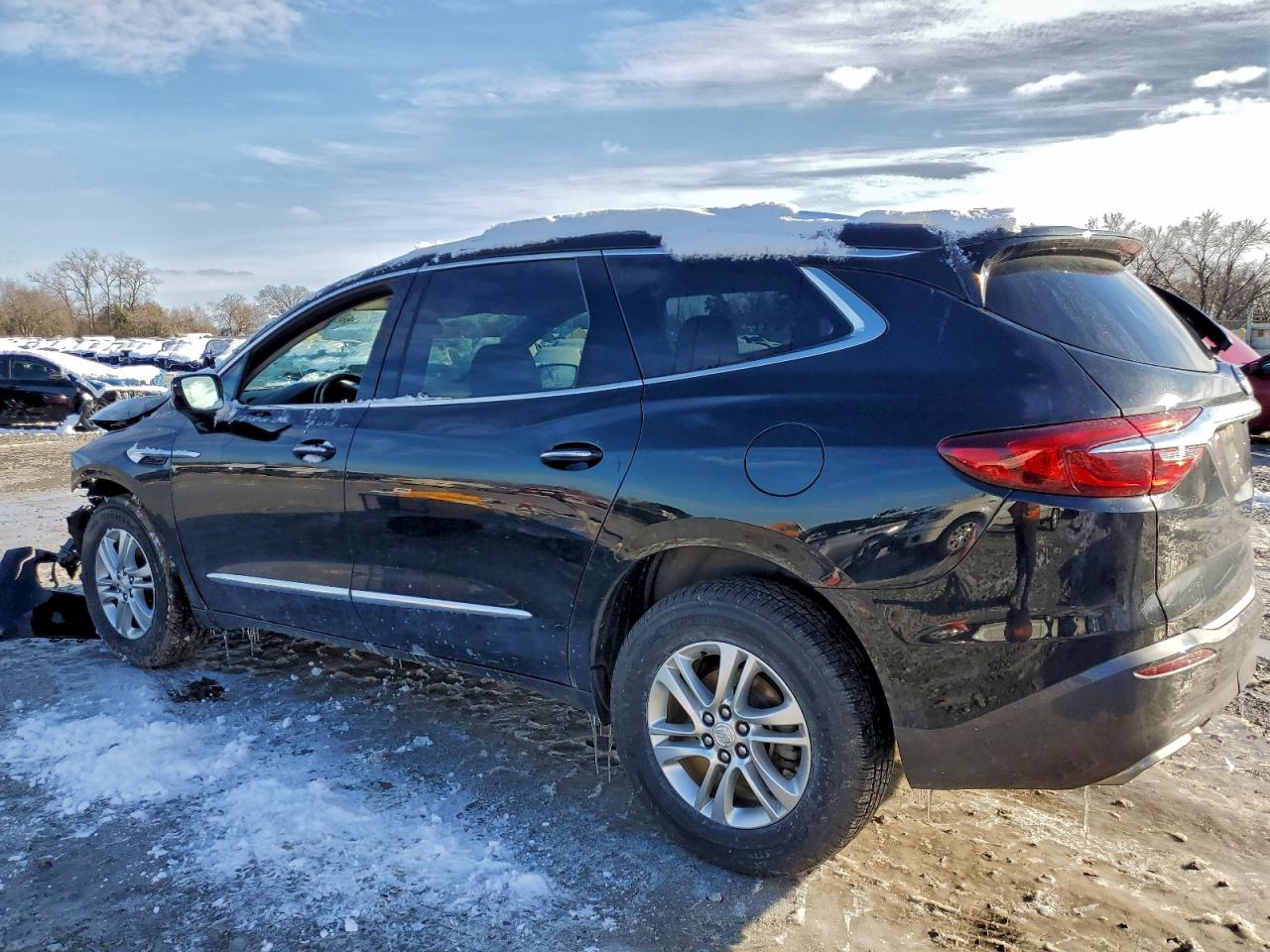 Buick Enclave Essence Image 2