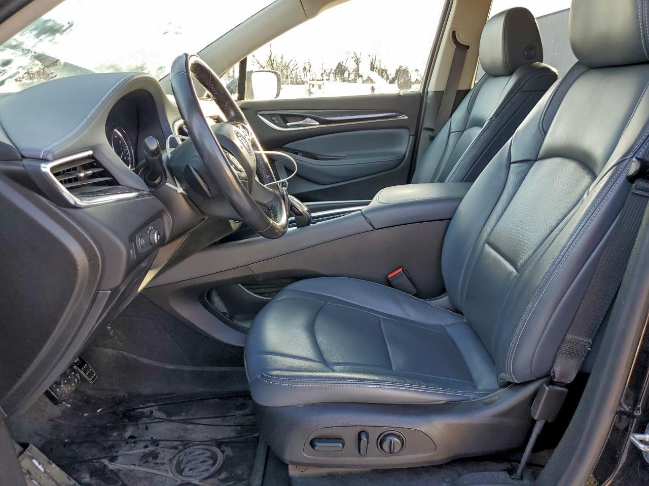 Buick Enclave Essence Image 6