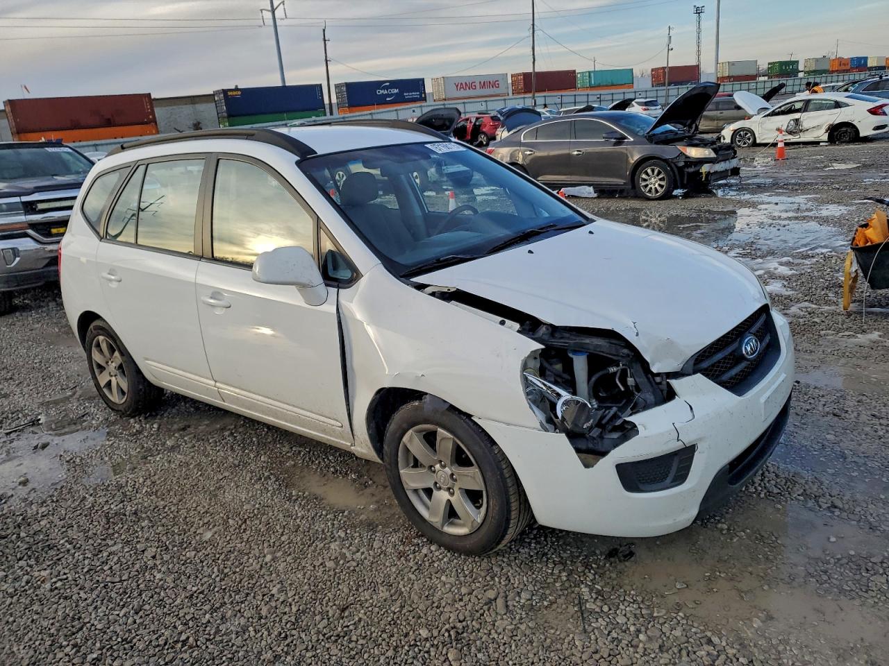 Kia Rondo Lx Image 9