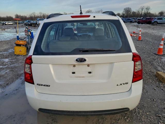 Kia Rondo Lx Image 3