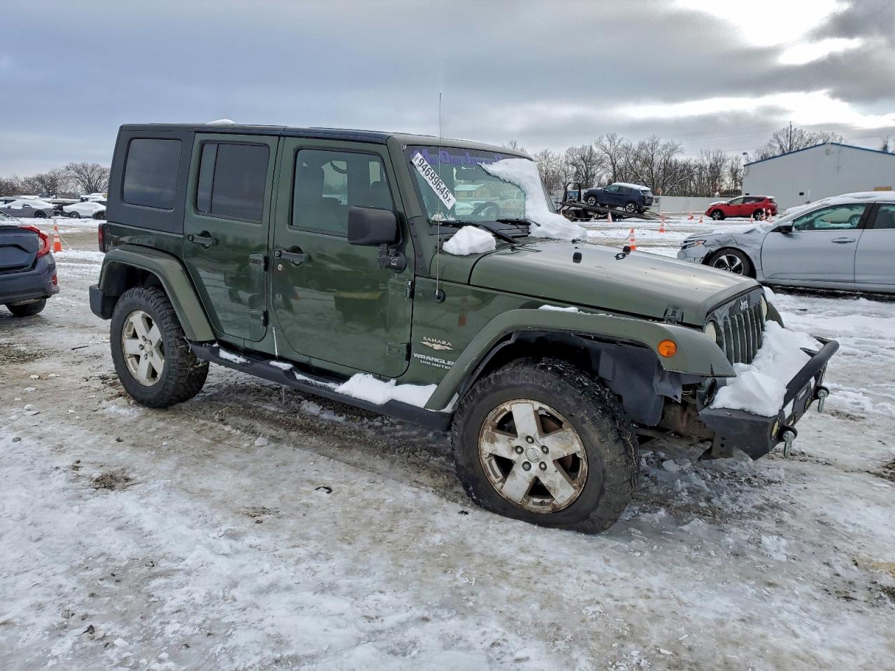 Jeep Wrangler Sahara Image 5
