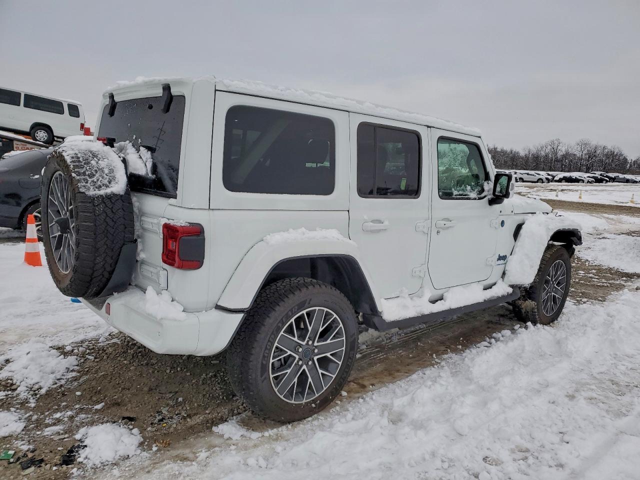 Jeep Wrangler High Altitude 4xe Image 2