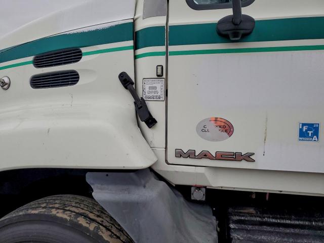 Mack Cxu613 Cxu600 Image 8