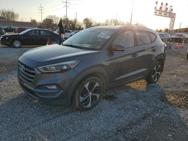  Salvage Hyundai TUCSON