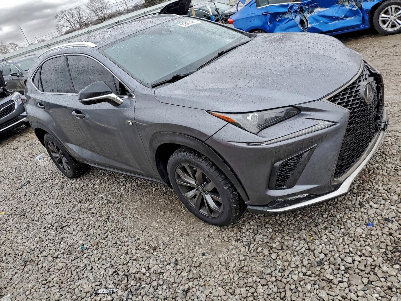 Lexus NX 300 Base Image 13