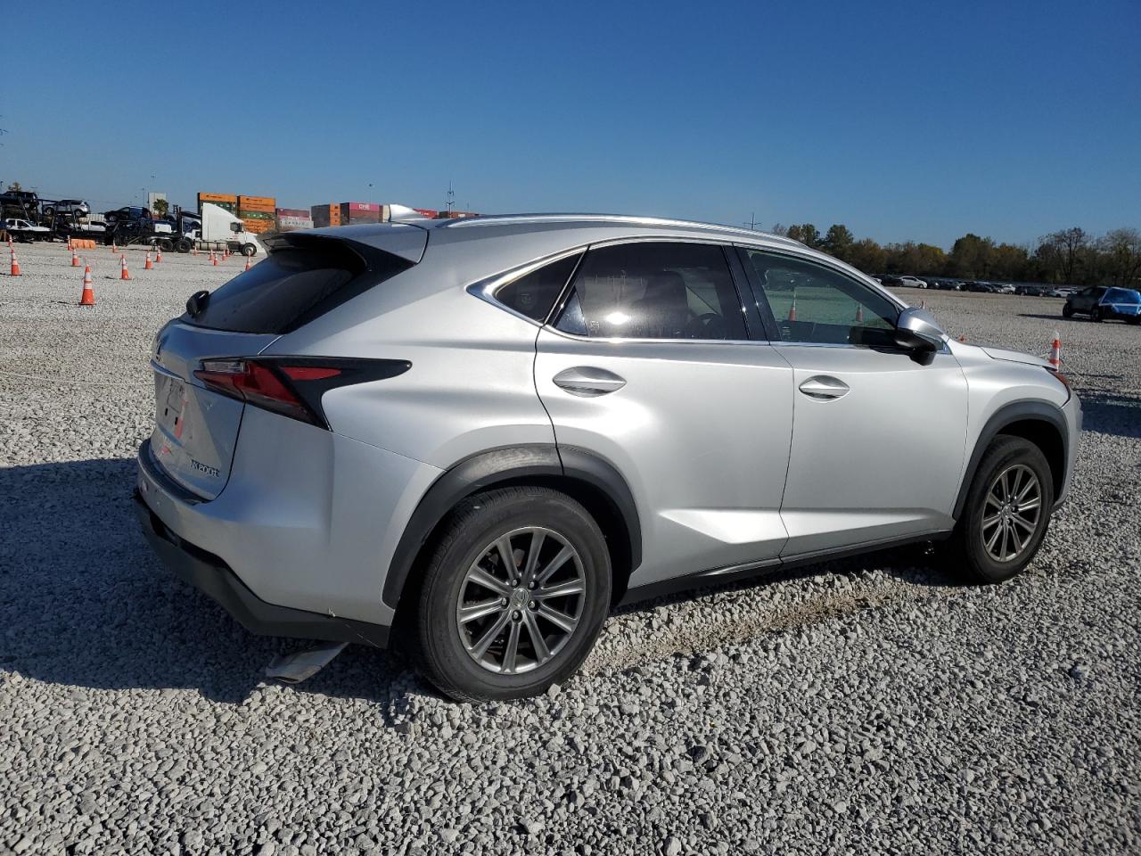 Lexus NX 200t Image 3