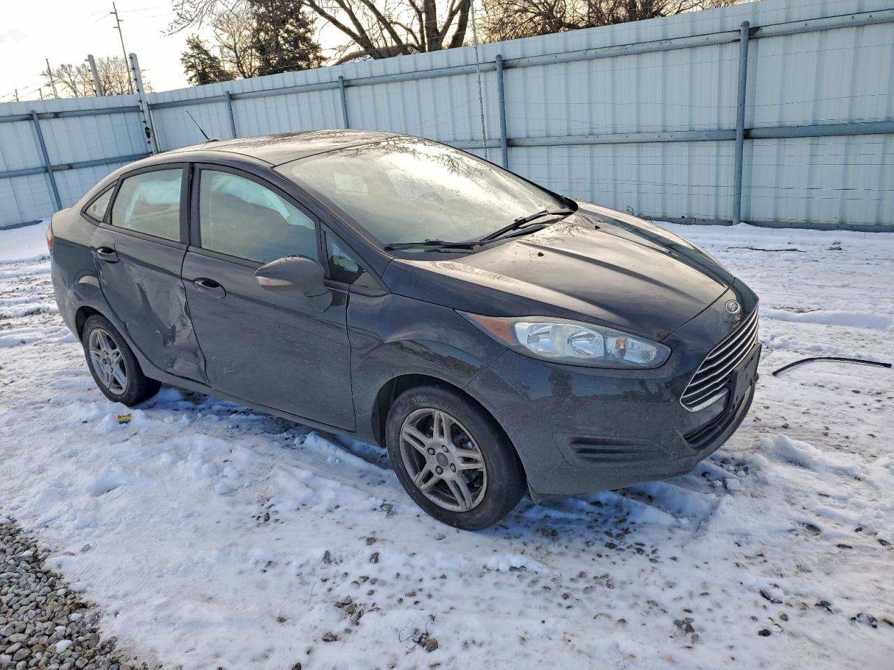 Ford Fiesta Se Image 9