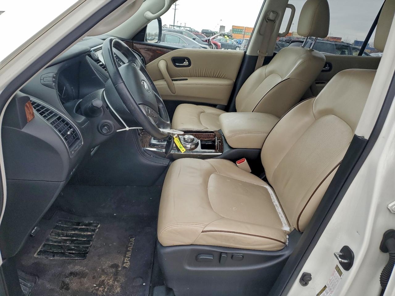 Nissan Armada Sv Image 9