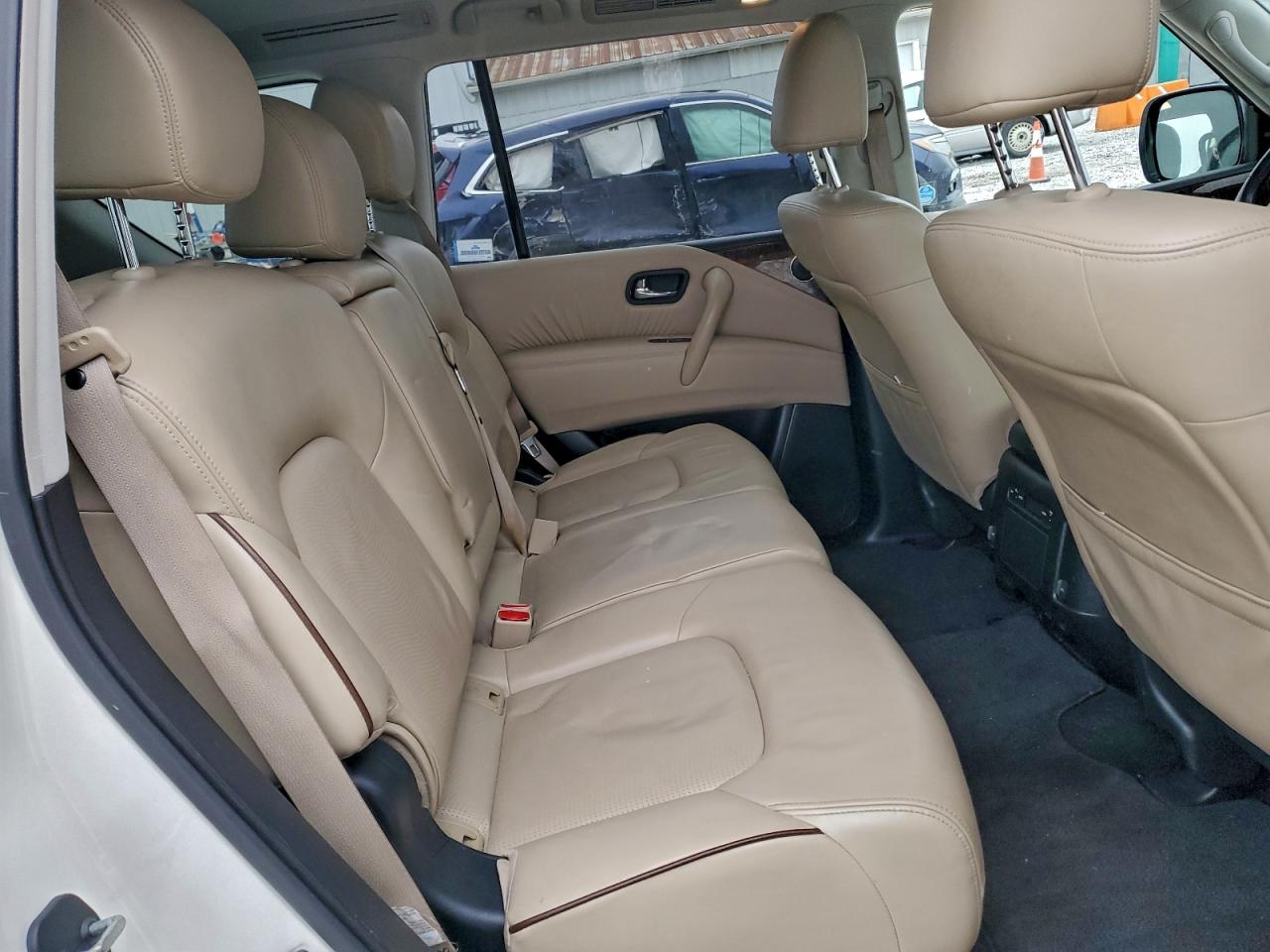 Nissan Armada Sv Image 11