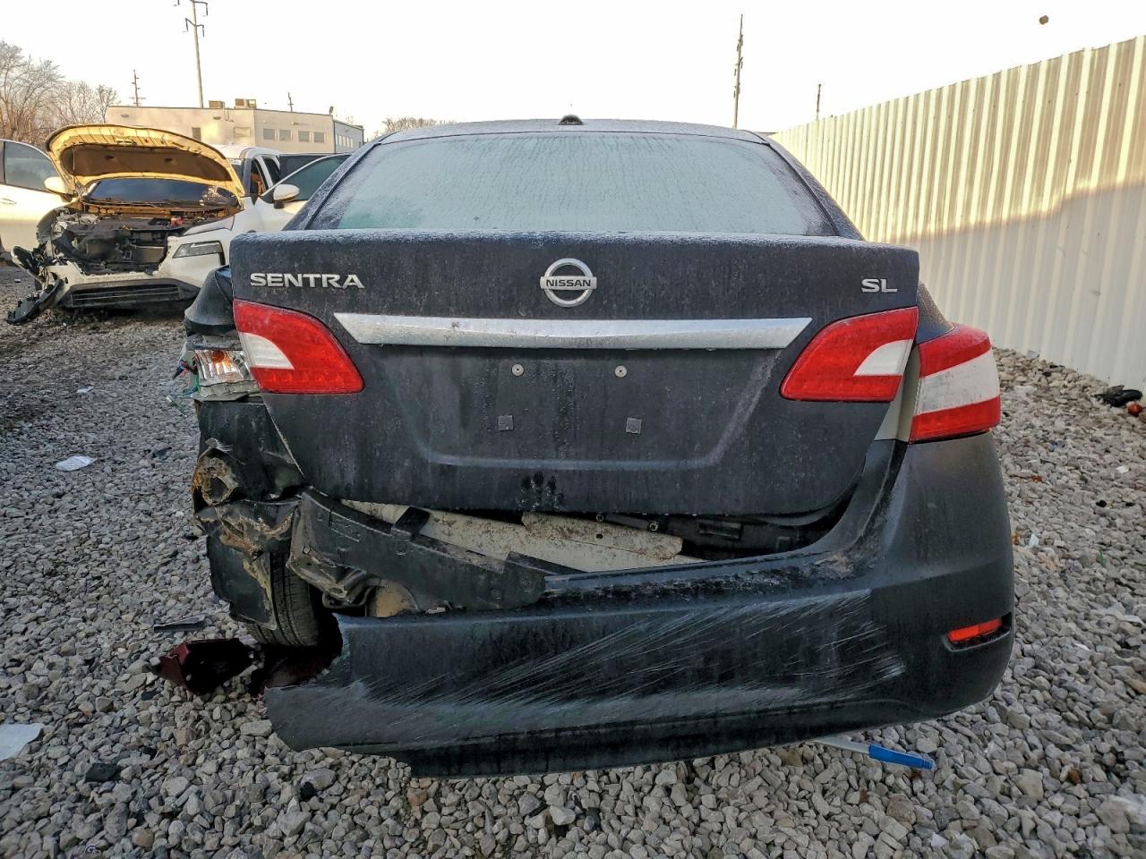 Nissan Sentra S Image 10