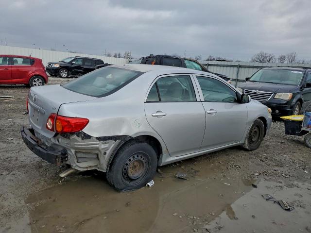 Toyota Corolla Base Image 6