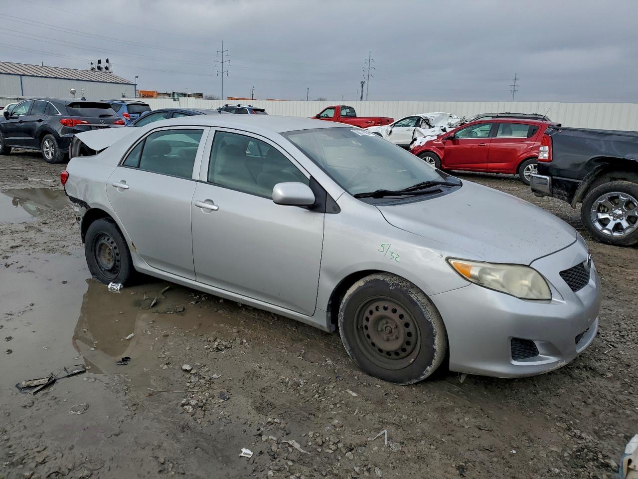 Toyota Corolla Base Image 3