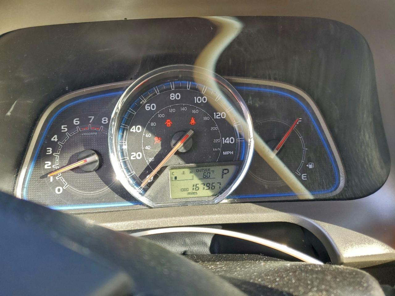 Toyota RAV4 Limited Image 12