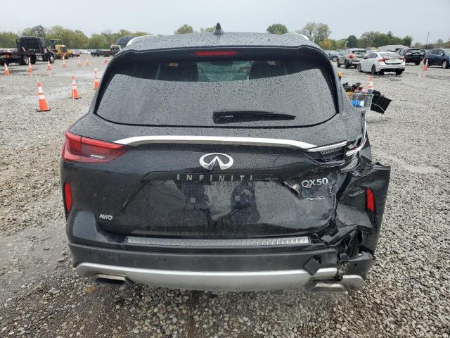 INFINITI Qx Essential Image 11