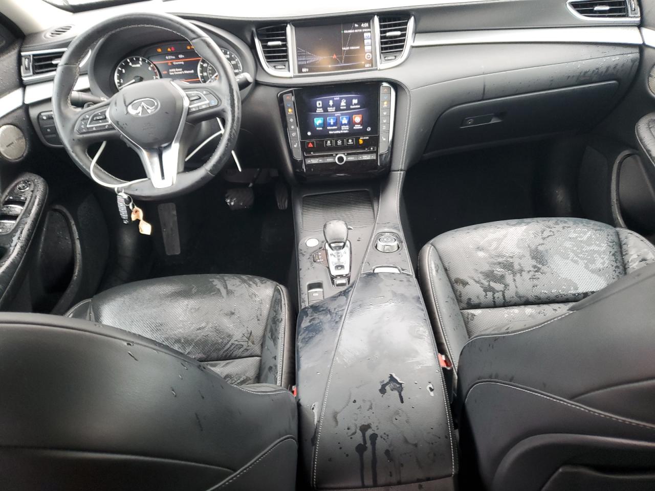 INFINITI Qx Essential Image 12