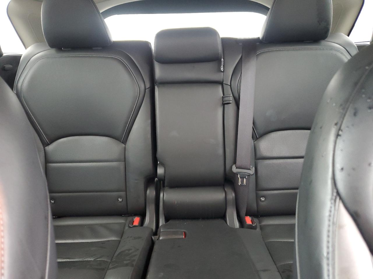 INFINITI Qx Essential Image 6