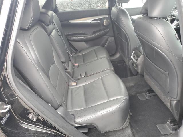 INFINITI Qx Essential Image 10