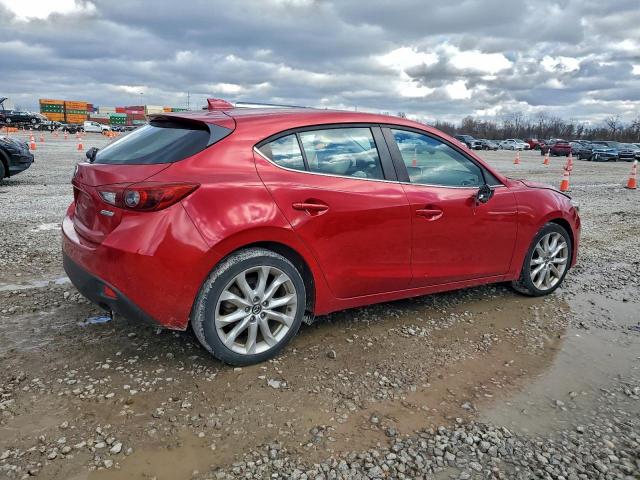 Mazda 3 Grand Touring Image 2