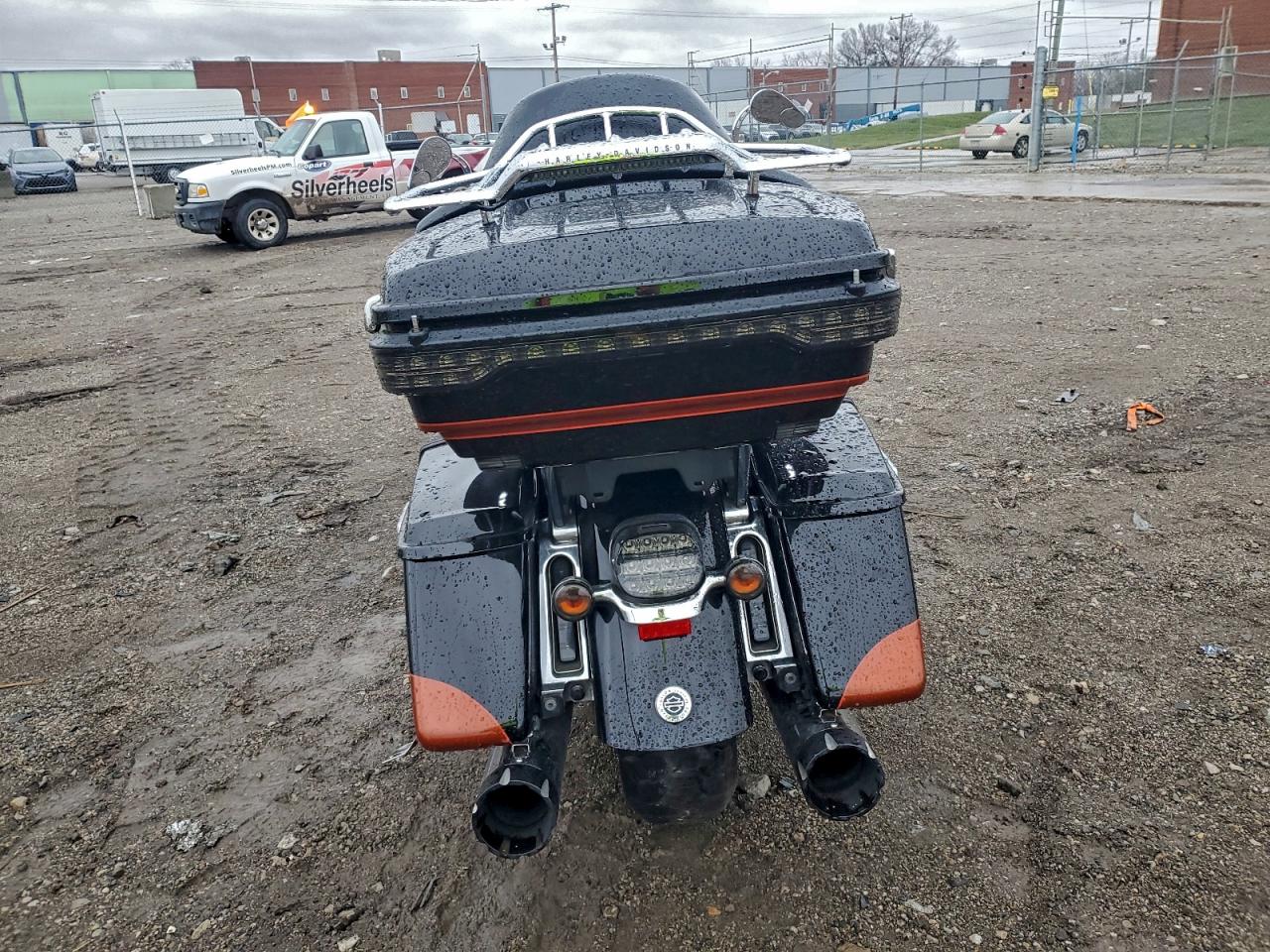 Harley-Davidson Fltruse Cv Cvo Road Glide Image 9