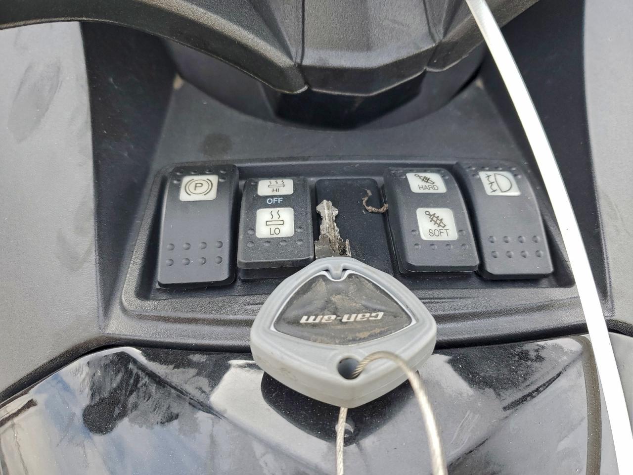 Can-Am Spyder Rt Image 6