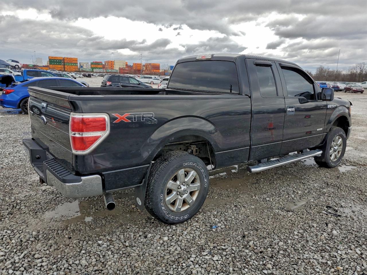 Ford F-150 Super Cab Image 8