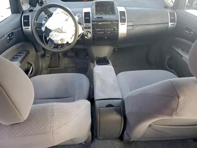 Toyota Prius Image 8