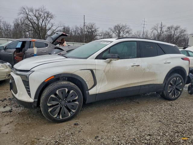  Salvage Chevrolet Blazer