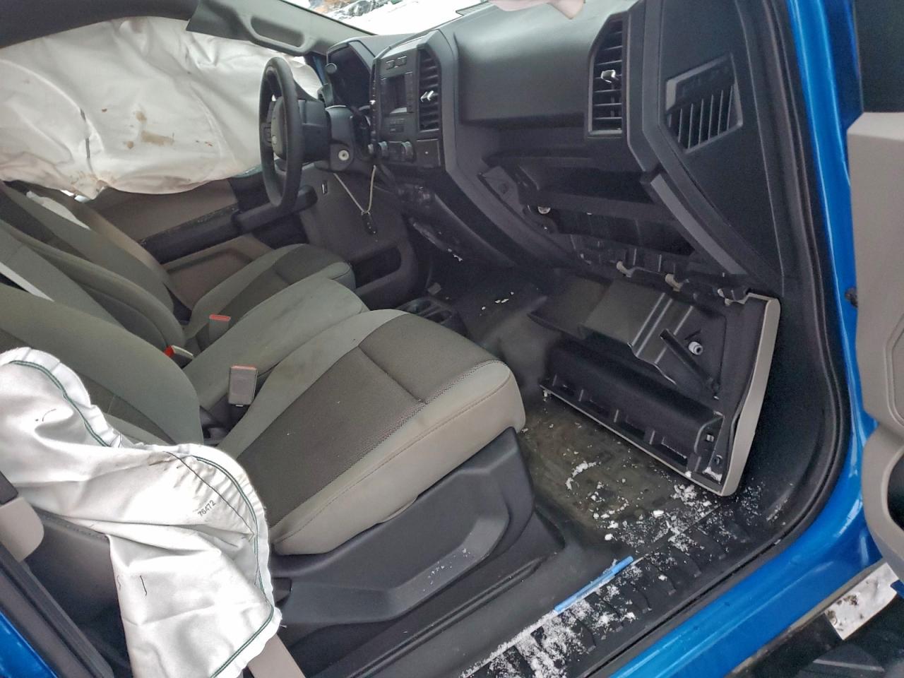 Ford F-150 Super Cab Image 11