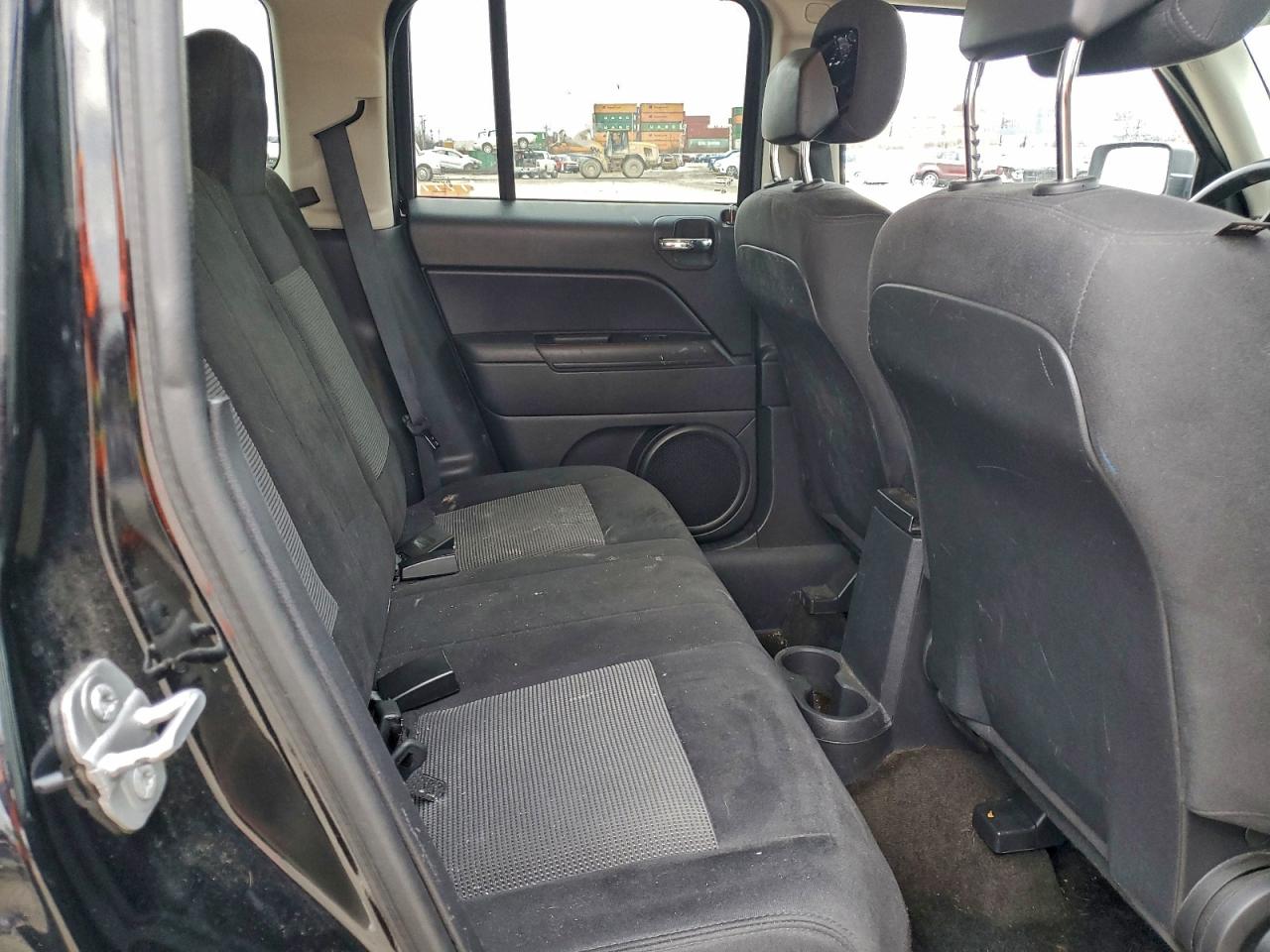 Jeep Patriot Sport Image 7