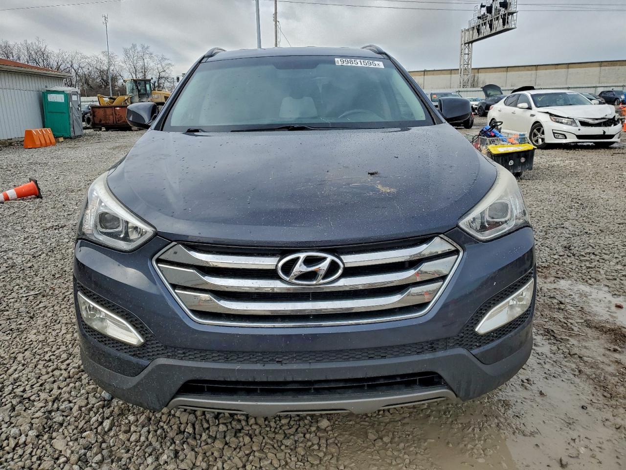 Hyundai SANTA FE Image 3