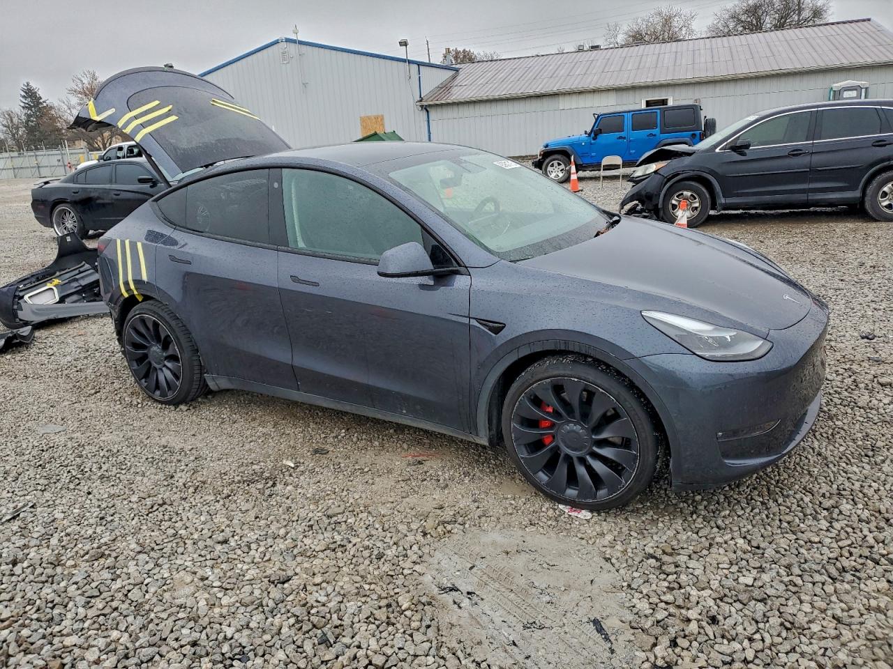 Tesla Model Y Image 7