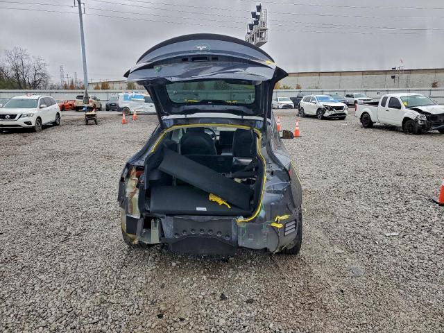 Tesla Model Y Image 13