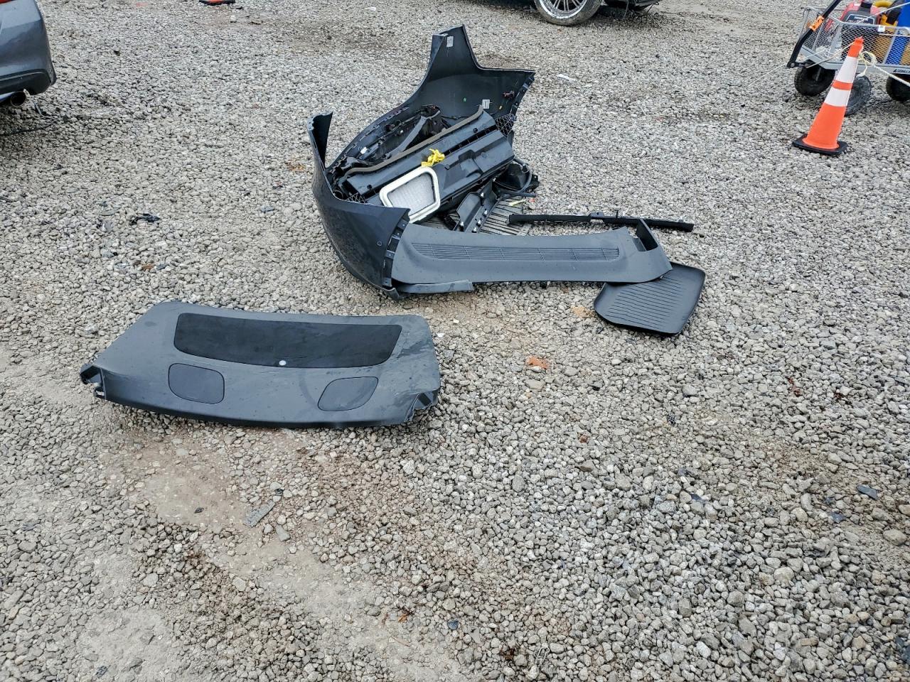 Tesla Model Y Image 11