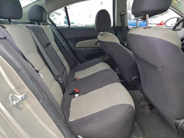 Chevrolet Cruze Ls Image 2