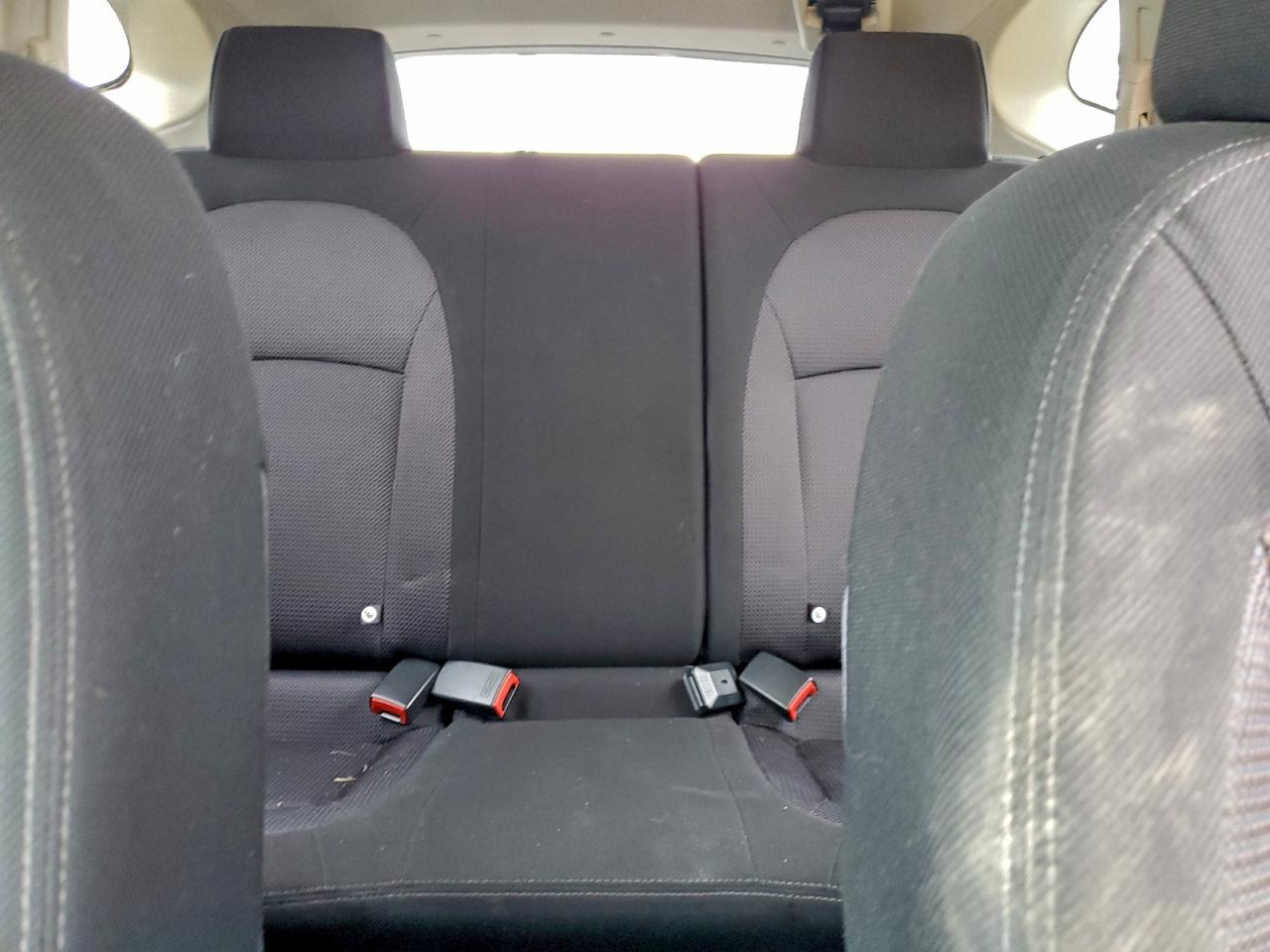 Nissan Rogue S Image 2