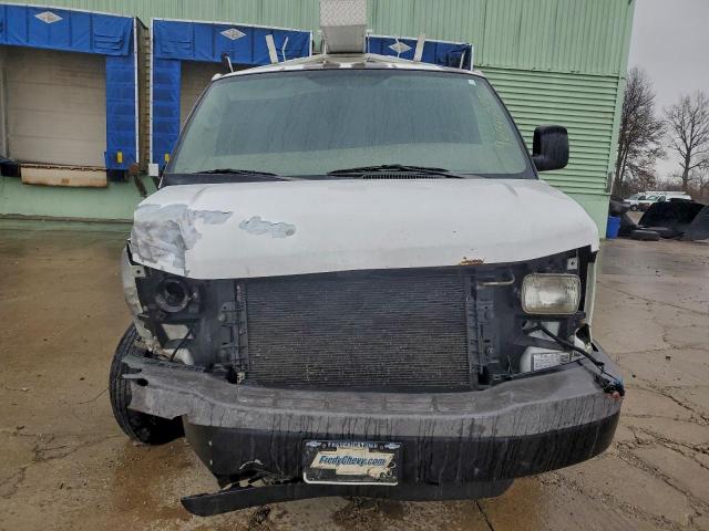 Chevrolet Express Image 7