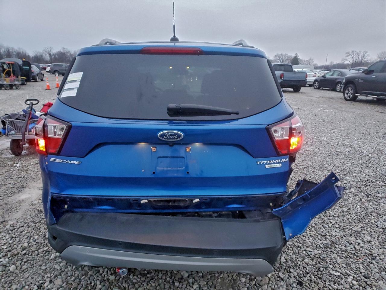 Ford Escape Titanium Image 10