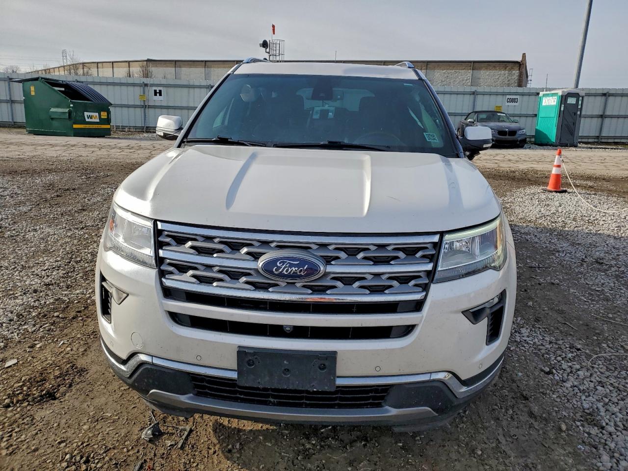 Ford Explorer Limited Image 8