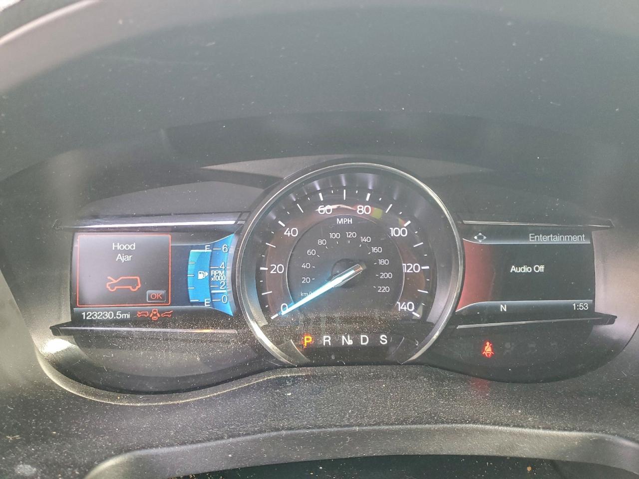 Ford Explorer Limited Image 9