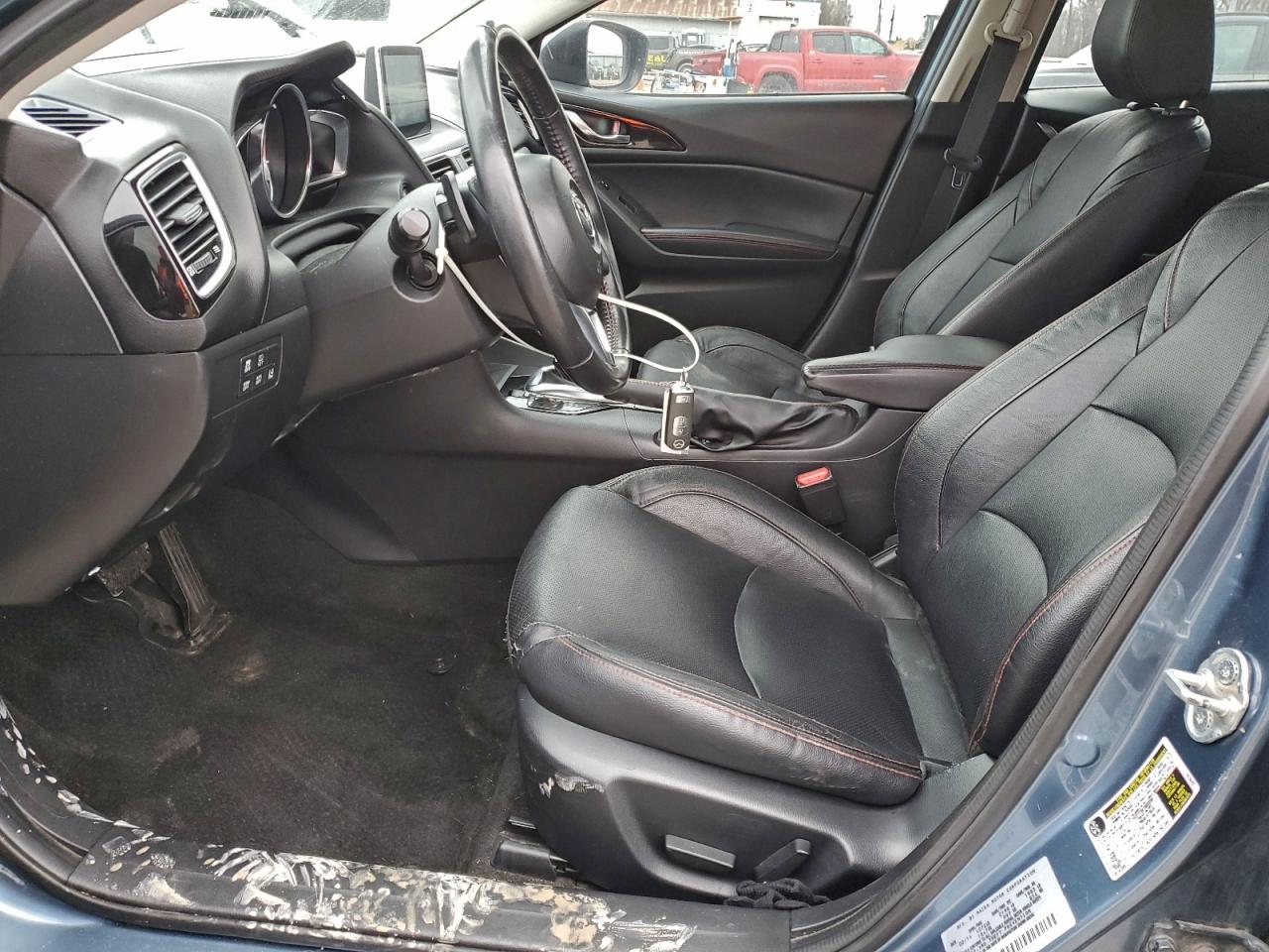 Mazda 3 Grand Touring Image 4