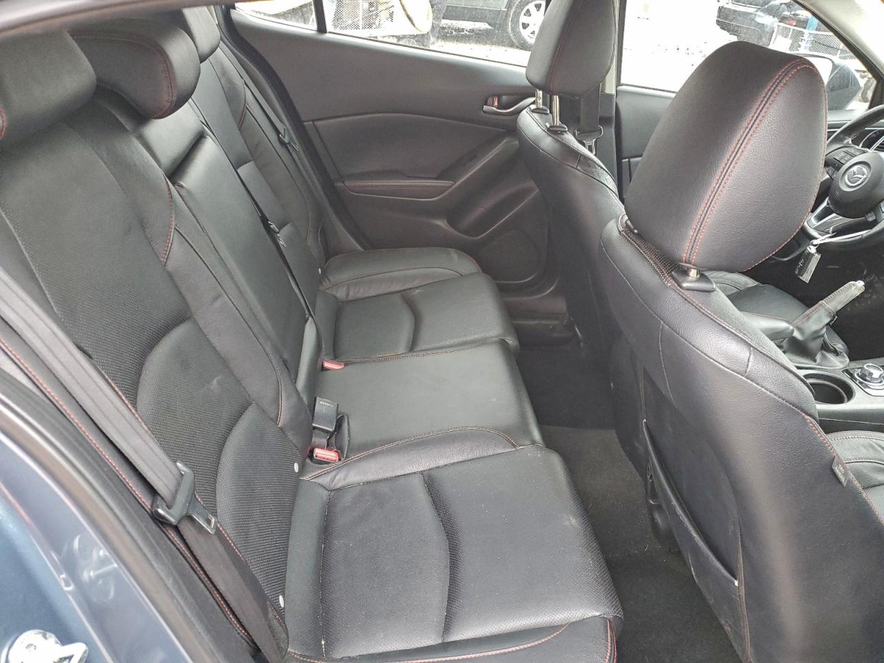 Mazda 3 Grand Touring Image 12