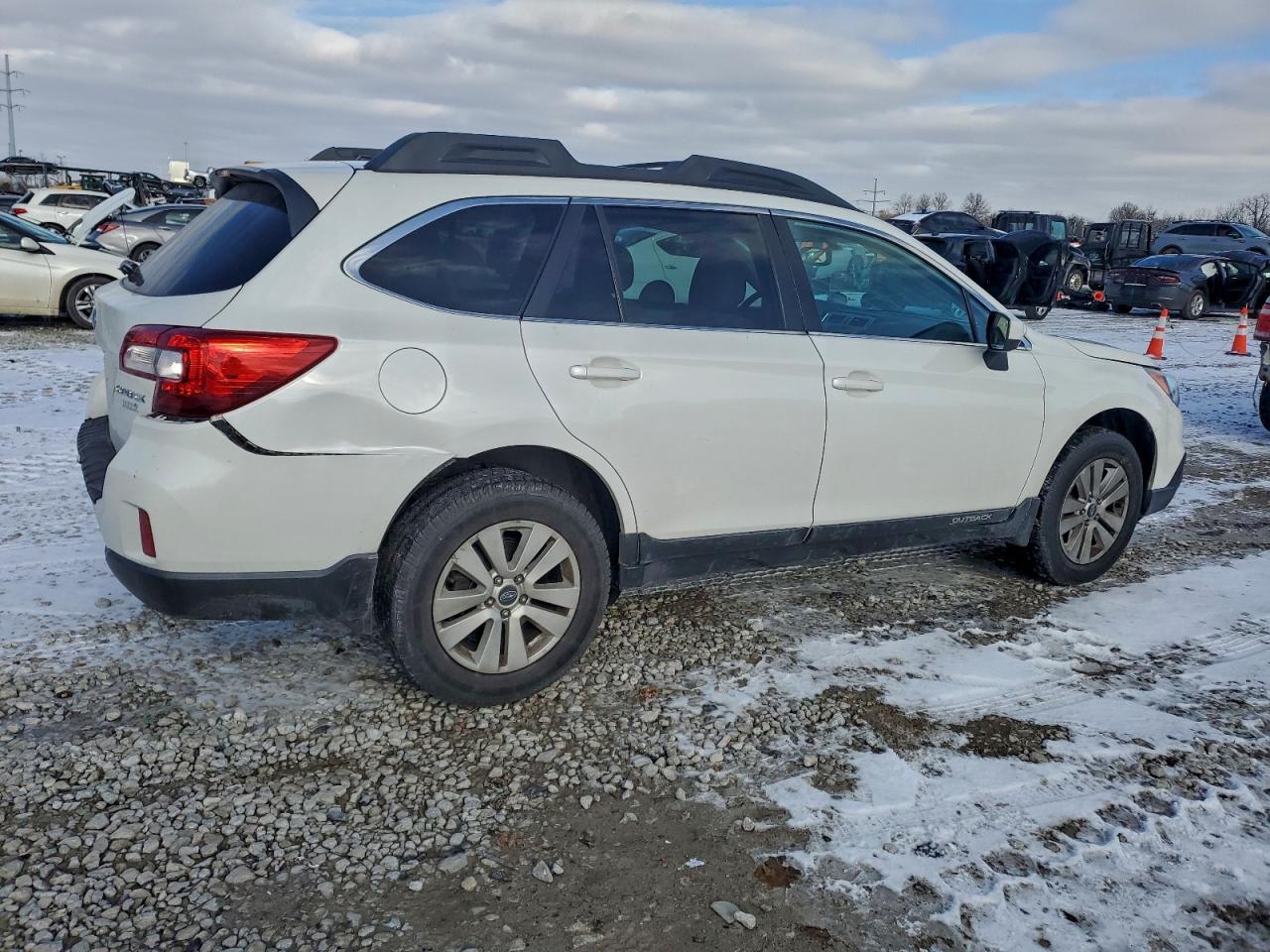 Subaru Outback 2.5i Premium Image 12