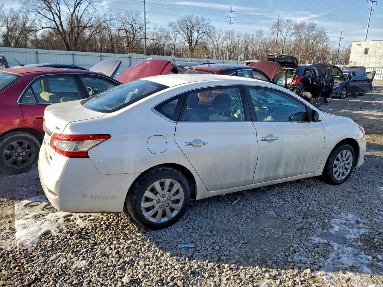 Nissan Sentra S Image 2